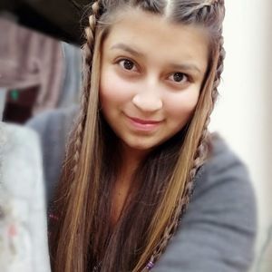 Meet your Posher, Abigail